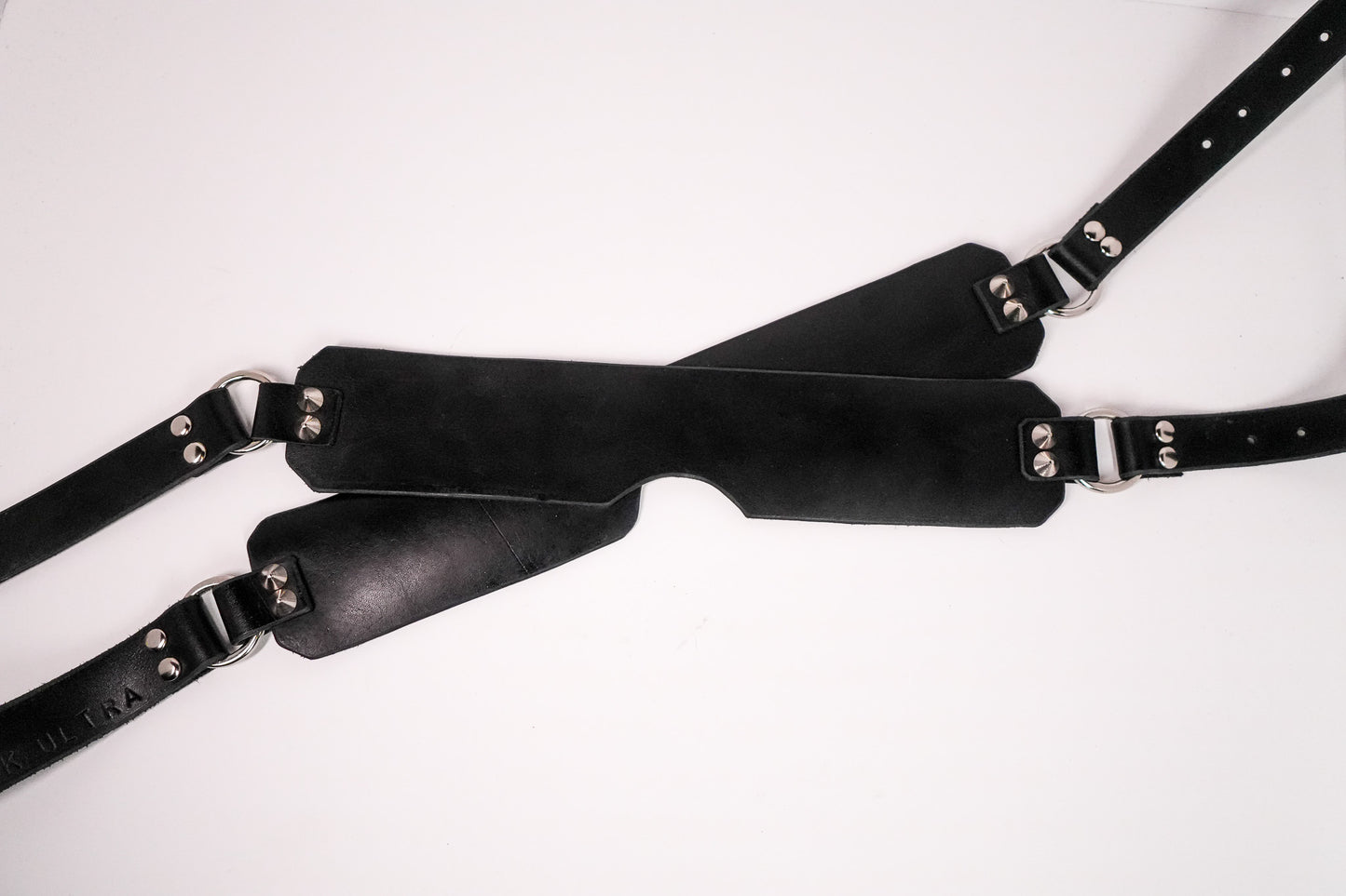 015___ "The Blindfold" (double crossover blindfold)