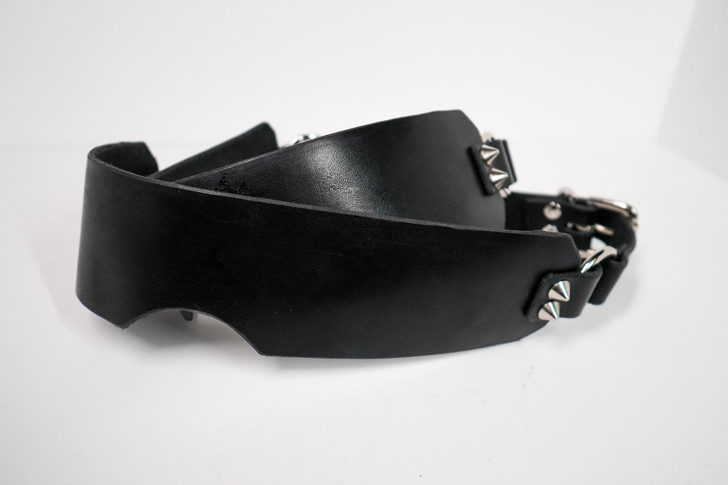 015___ "The Blindfold" (double crossover blindfold)