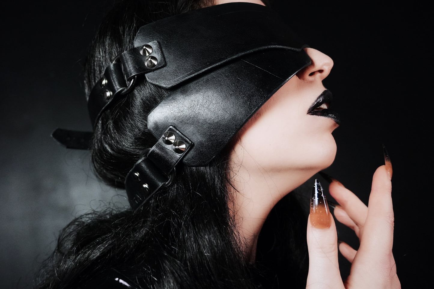 015___ "The Blindfold" (double crossover blindfold)